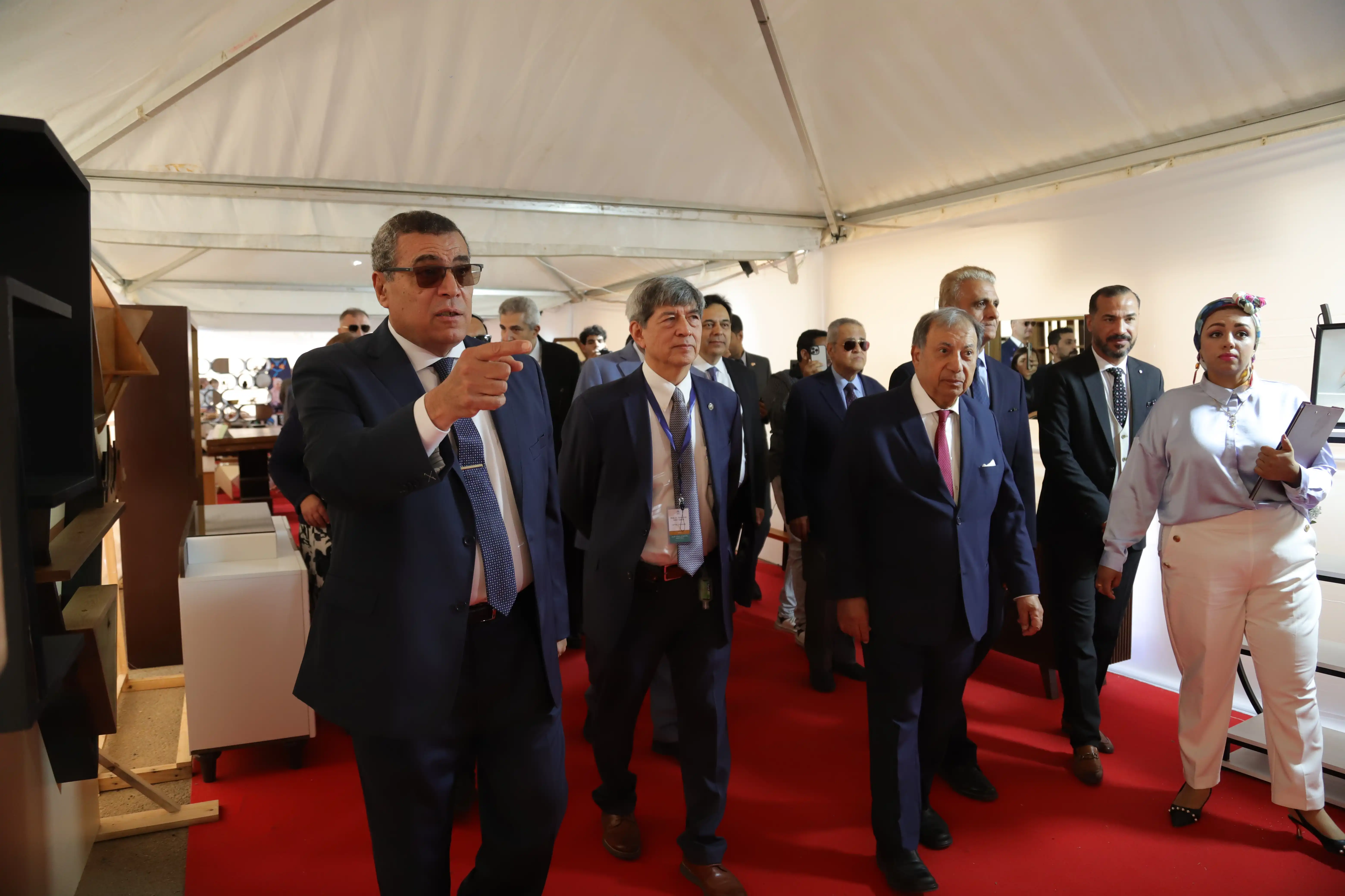المهرجان الثقافي الدولي الثالث عشر 11