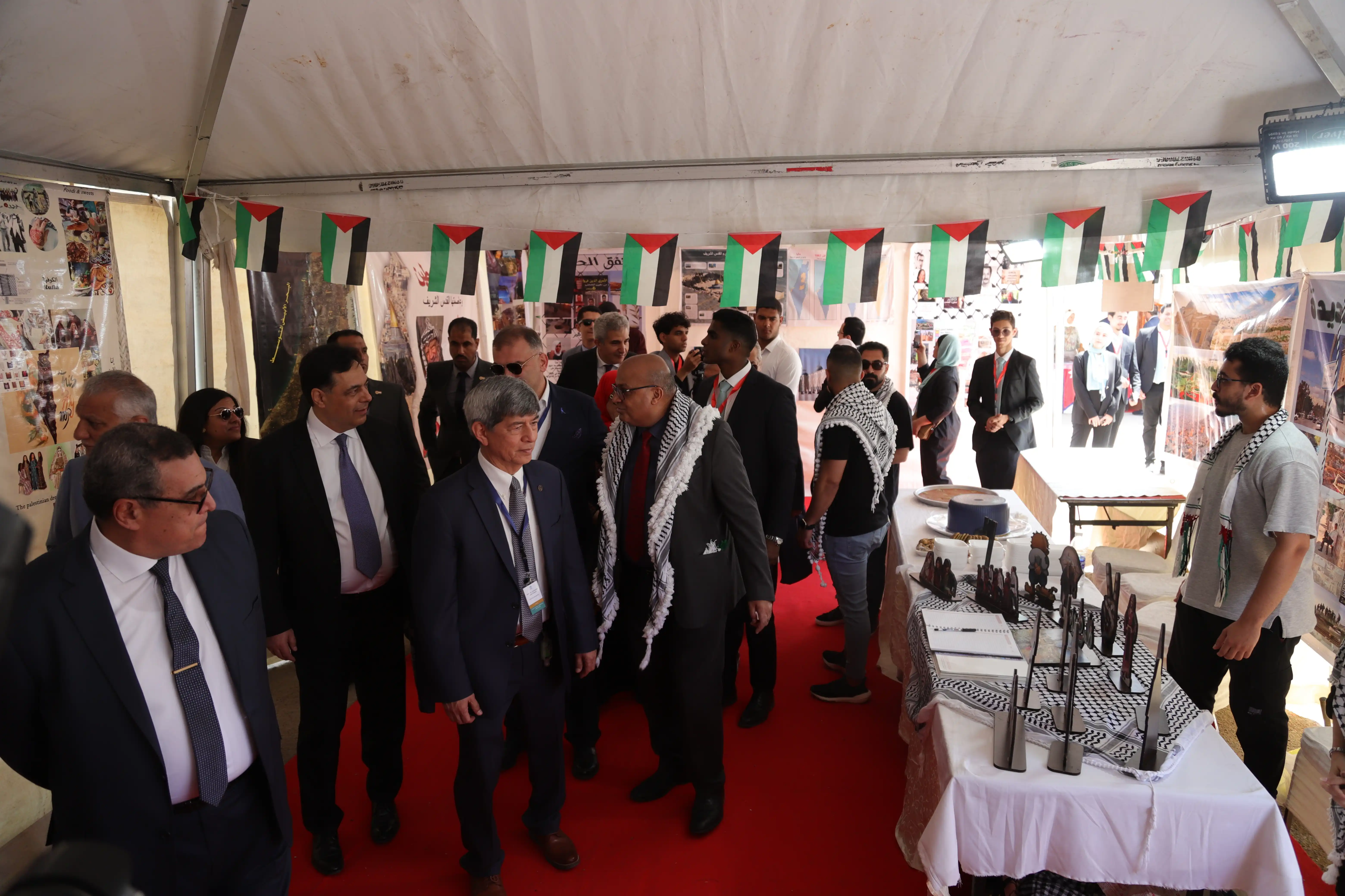 المهرجان الثقافي الدولي الثالث عشر 17
