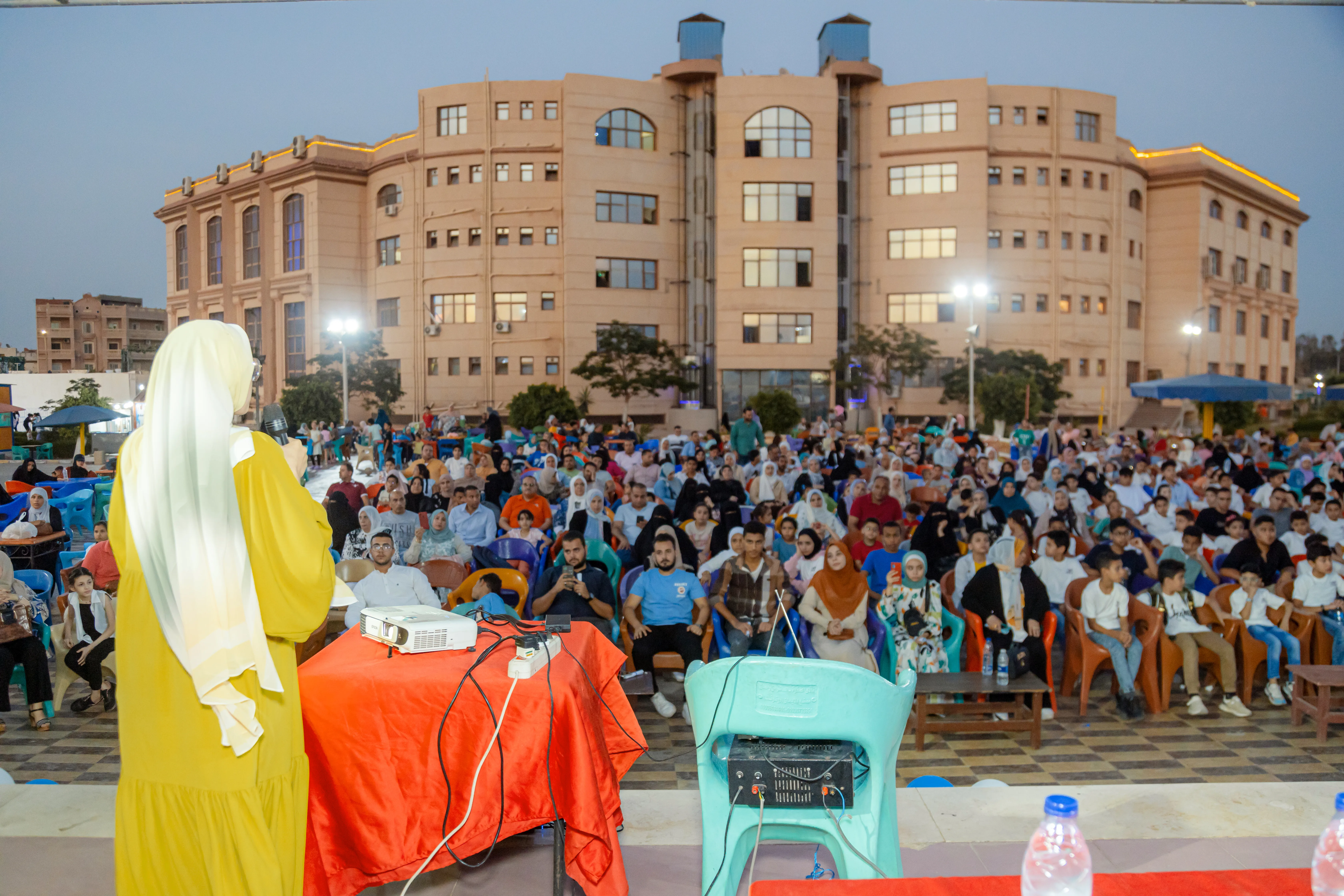 مركز تكنولوجيا المعلومات المتطورة 7