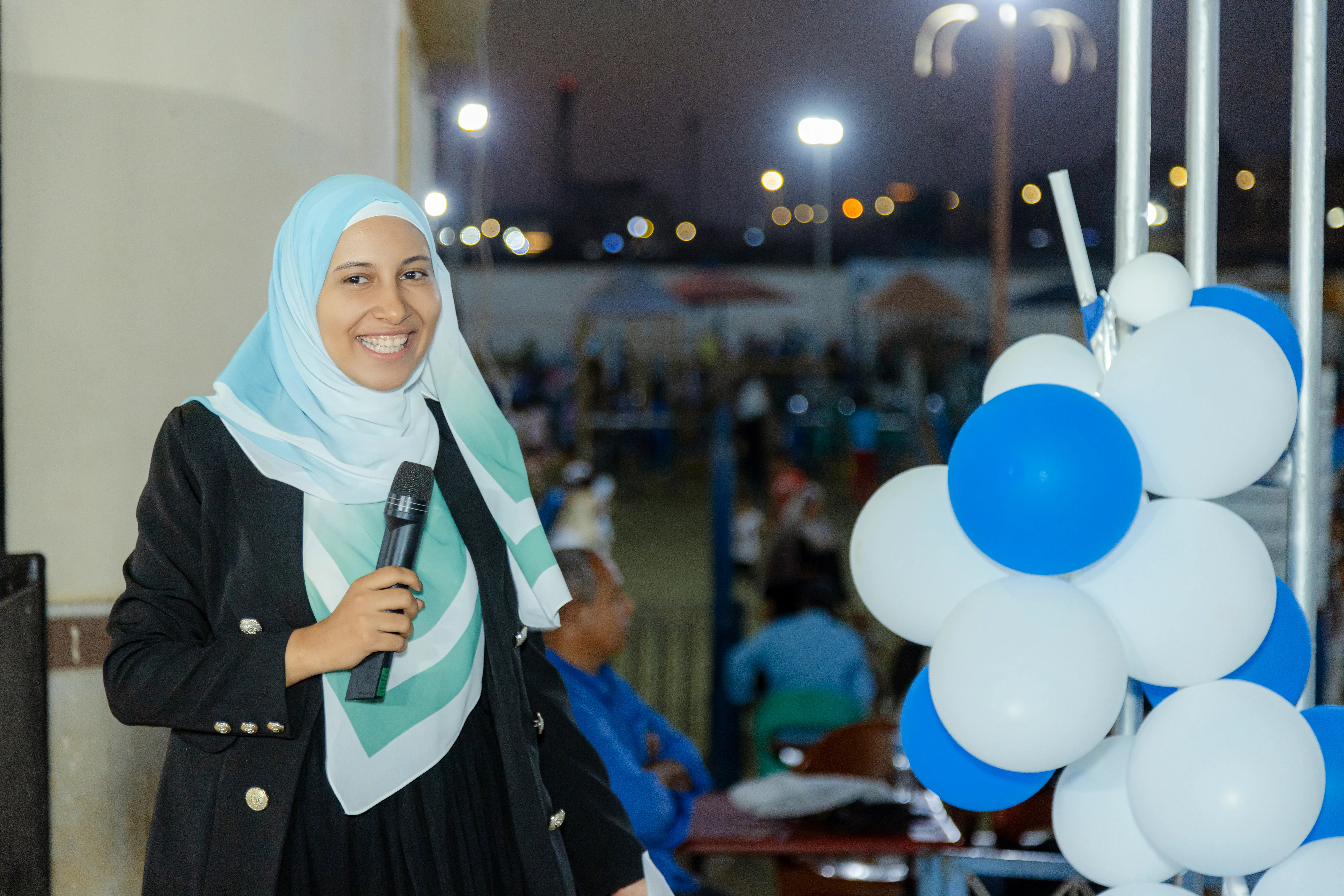 مركز تكنولوجيا المعلومات المتطورة 12