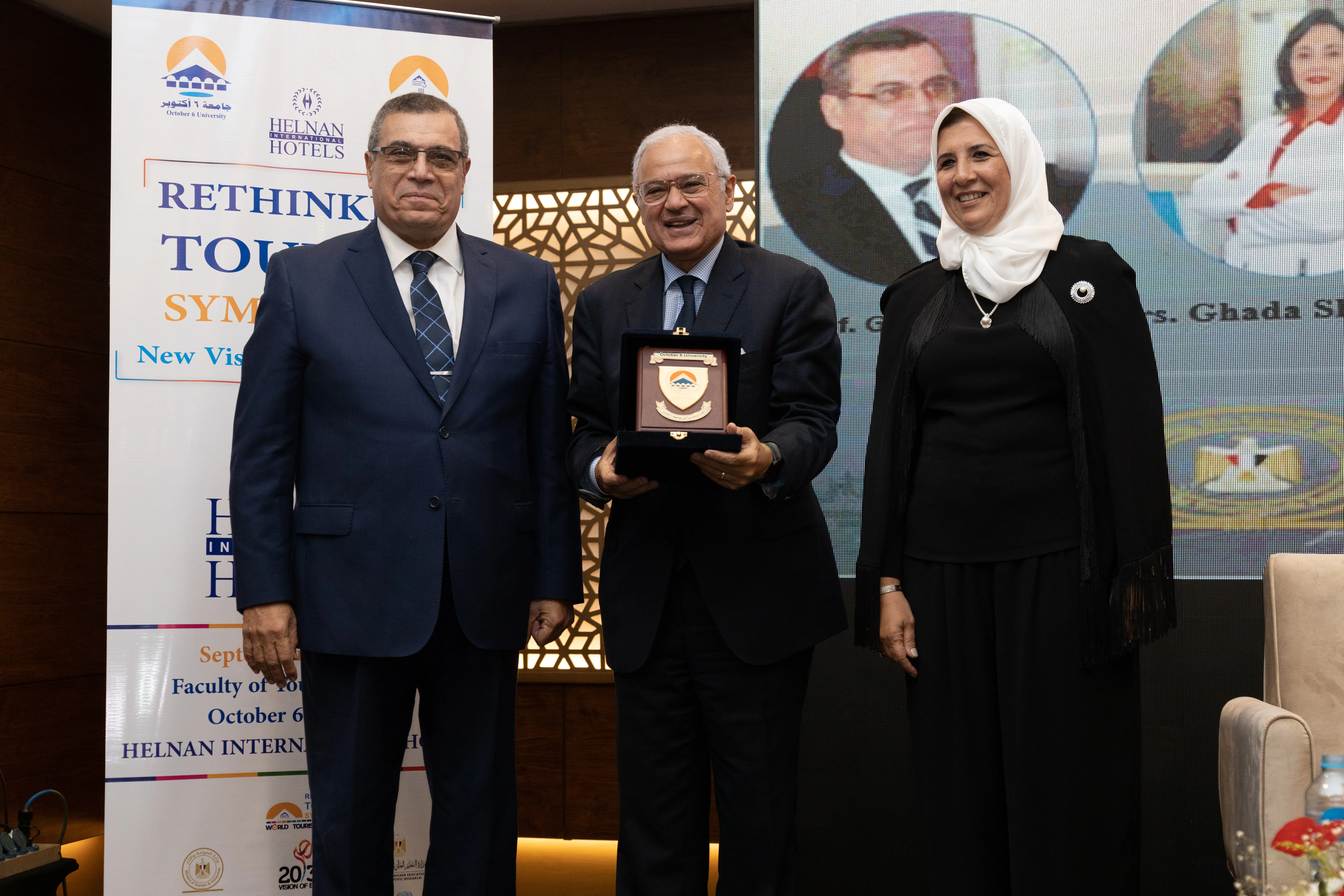 اليوم العالمي للاثار 18