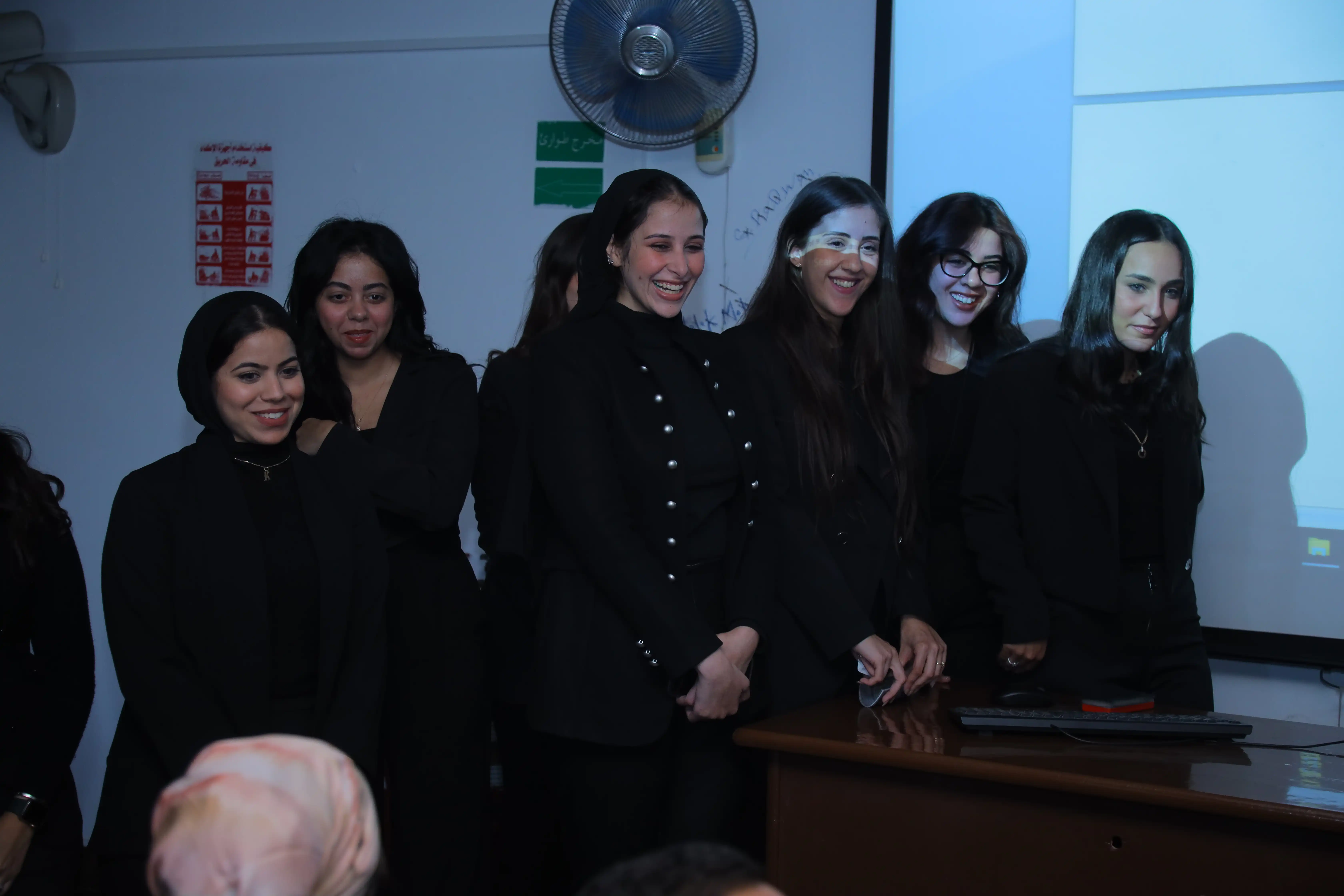 مناقشة مشاريع التخرج 2024 11