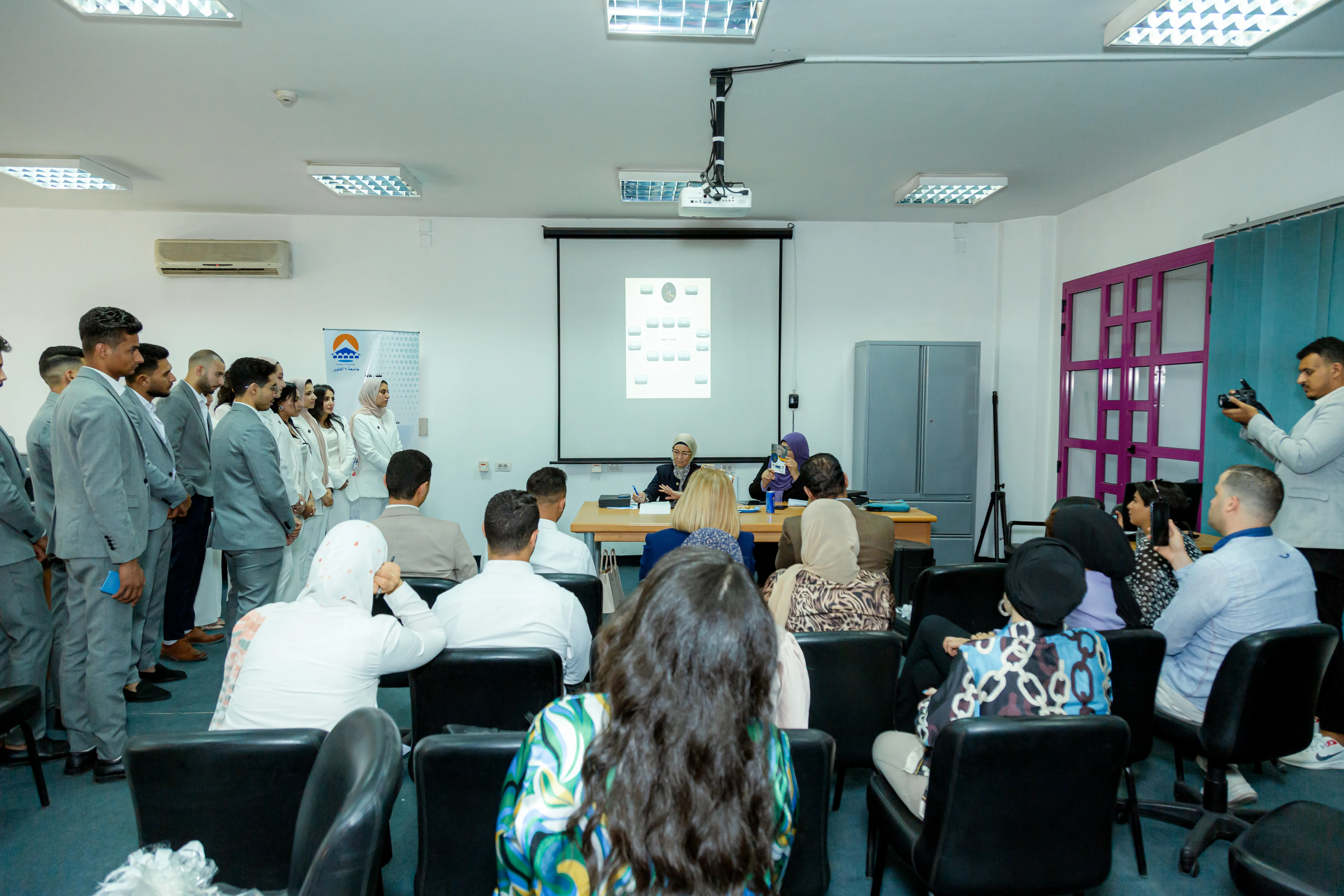 مناقشة مشاريع التخرج 2023 11