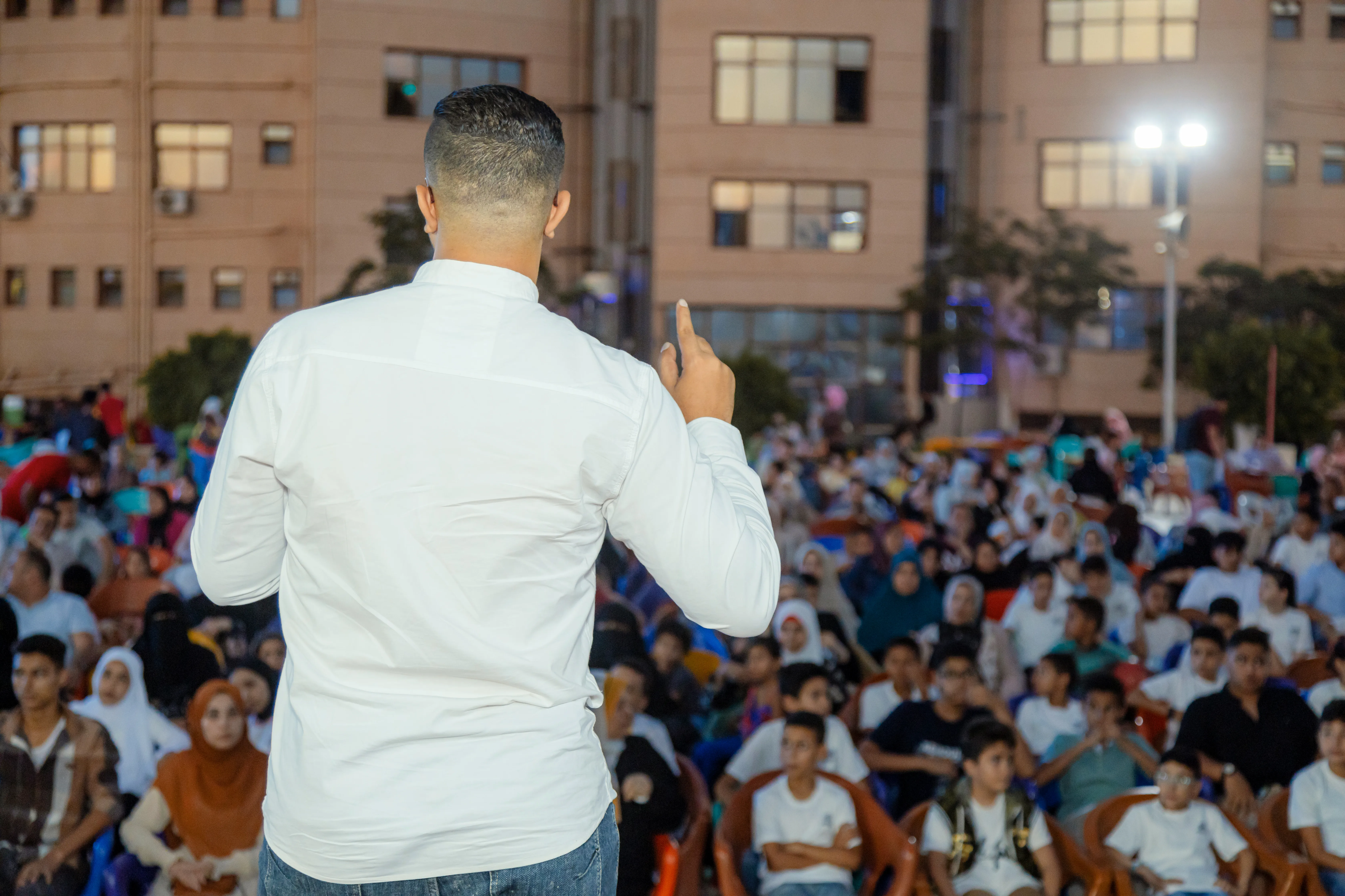 مركز تكنولوجيا المعلومات المتطورة 10