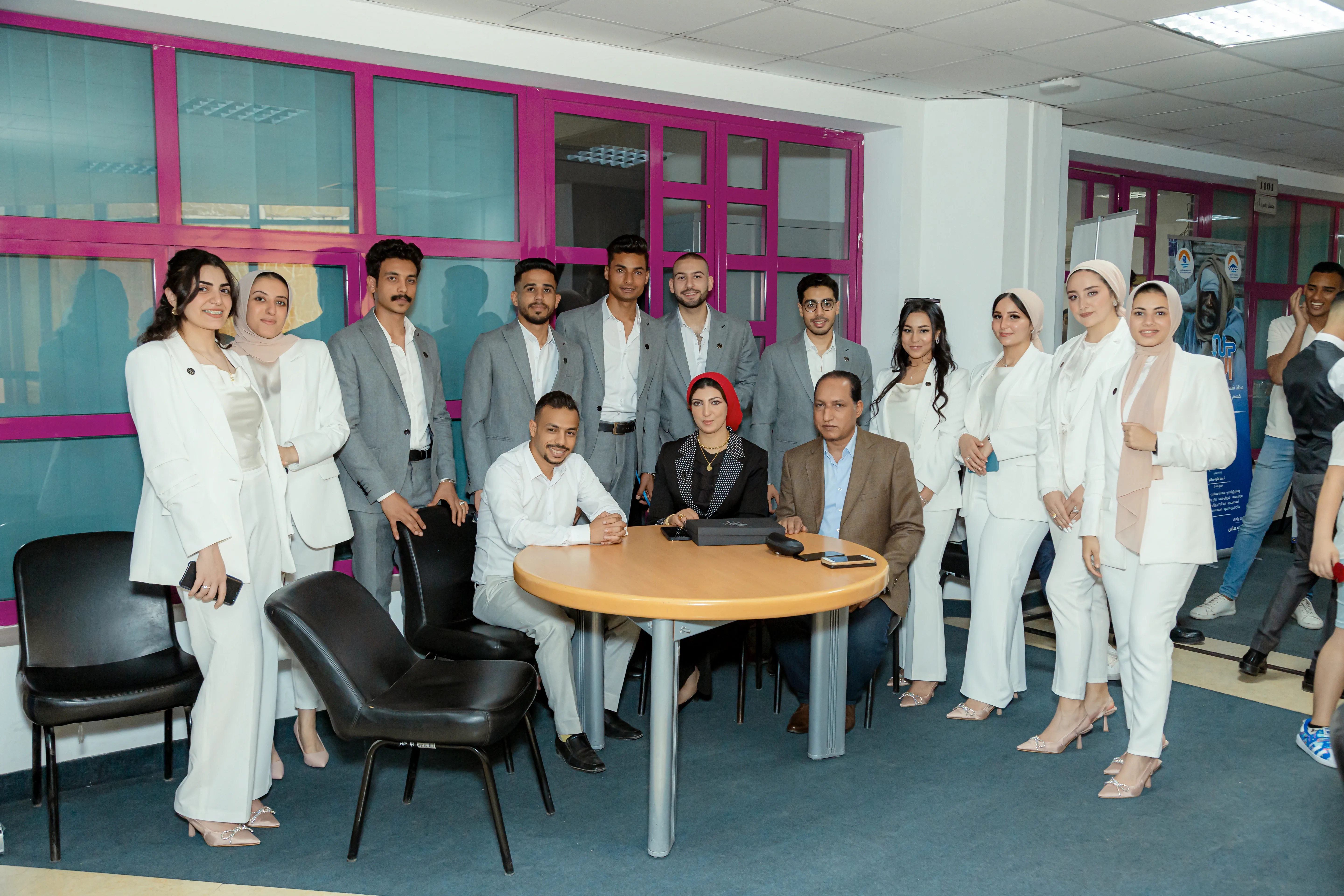 مناقشة مشاريع التخرج 2023 5